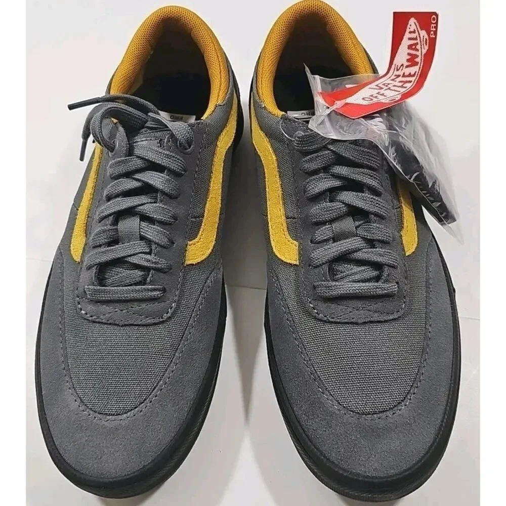 VANS ~Woman 8; Men's 6.5~ Quiet Shade/Arrowwood Gilbert Crockett Sneakers NEW.